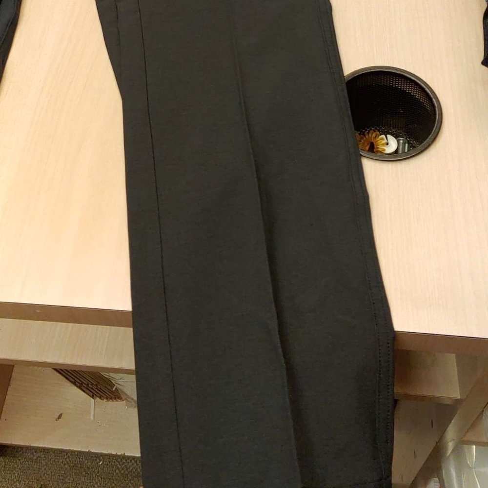 Greg Norman Men’s Performance Classic Travel Dress Pants Gray - Picture 6 of 7